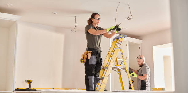 Best Affordable Emergency Electrician  in Luverne, AL